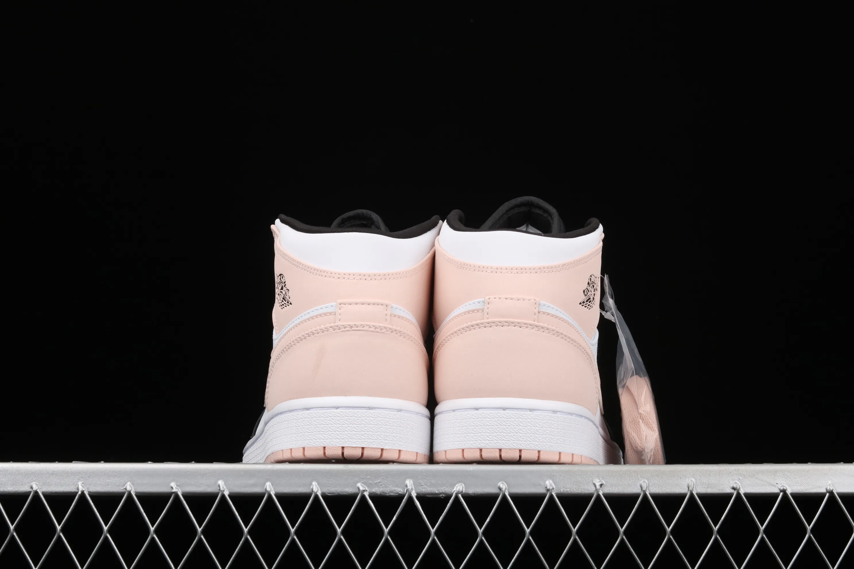 All categories Air Jordan Jordan series basketball shoes Air Jordan 1 Mid Air Jordan 1 Mid SE "Game Royal" AJ1 Joe 1 Black Pink China 554724-133